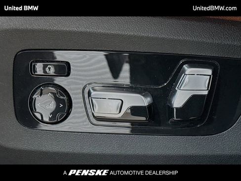 Used 2023 BMW X5 M50i w/ Executive Package image 4