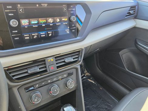 Used 2022 Volkswagen Taos SE w/ IQ.Drive SE Package image 22