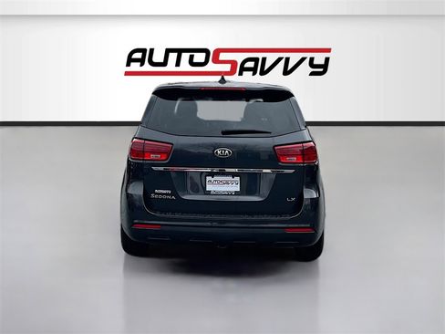 Used 2020 Kia Sedona LX image 6