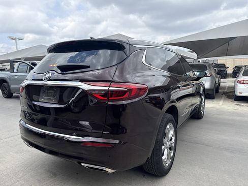 Used 2020 Buick Enclave Avenir w/ Avenir Technology Package image 2