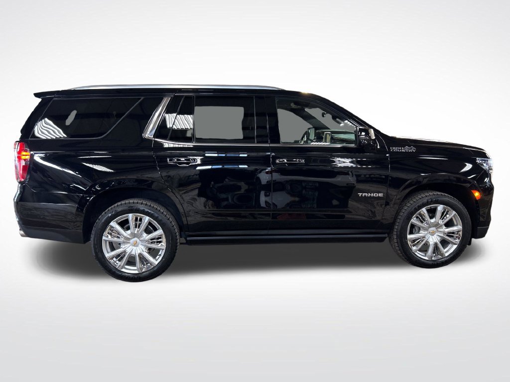 Used 2024 Chevrolet Tahoe High Country w/ Premium Package AWD/4WD image 7