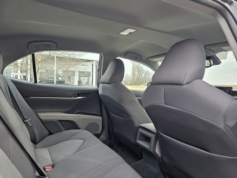 Used 2024 Toyota Camry LE w/ Convenience Package image 17