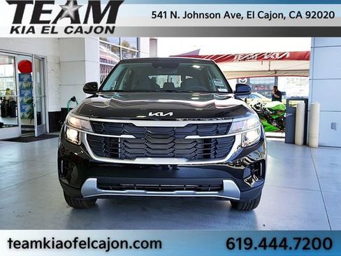 New 2026 Kia Seltos LX FWD image 4