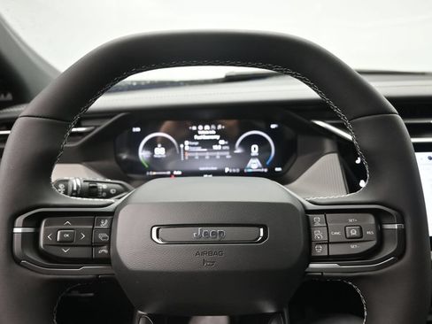New 2026 Jeep Cherokee Limited AWD/4WD image 14