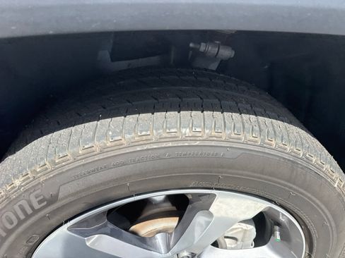 Used 2025 Jeep Grand Cherokee Limited w/ Trailer Tow Package image 7