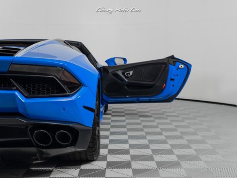 Used 2017 Lamborghini Huracan LP 580-2 RWD image 28