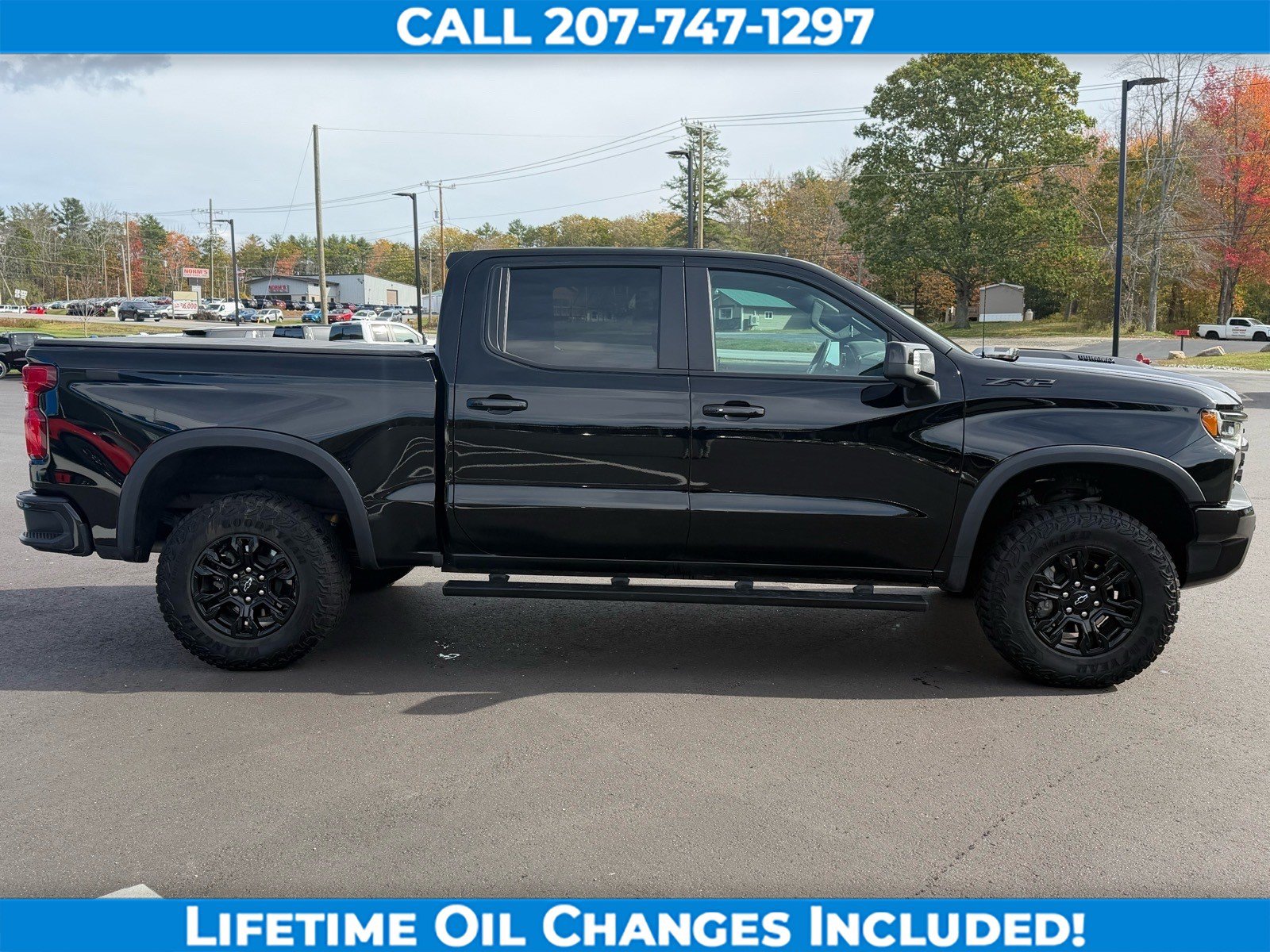 Used 2026 Chevrolet Silverado 1500 ZR2 w/ Dark Appearance Package AWD/4WD image 4