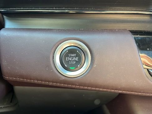 Used 2024 Cadillac Escalade Sport Platinum w/ LPO, ONYX Package image 22