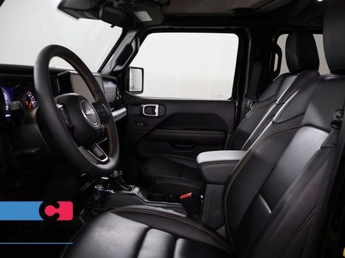 Used 2024 Jeep Gladiator Sport w/ Premium Package AWD/4WD image 11