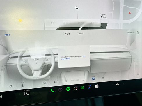 Used 2024 Tesla Model Y Long Range AWD/4WD image 22
