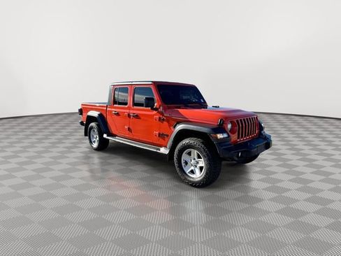 Used 2020 Jeep Gladiator Sport w/ Quick Order Package 24S image 2