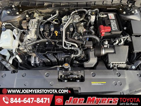 Used 2025 Nissan Altima 2.5 SR image 31