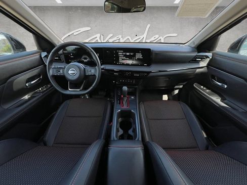 Certified 2026 Nissan Kicks SR FWD image 20
