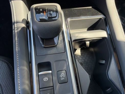 New 2026 Nissan Pathfinder SV image 17