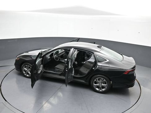 Certified 2023 Honda Accord EX image 44