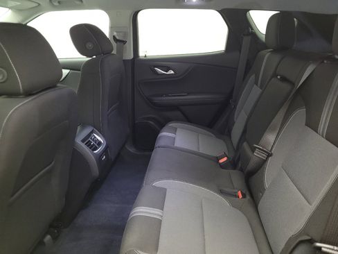 Used 2024 Chevrolet Blazer LT w/ Convenience Package FWD image 18