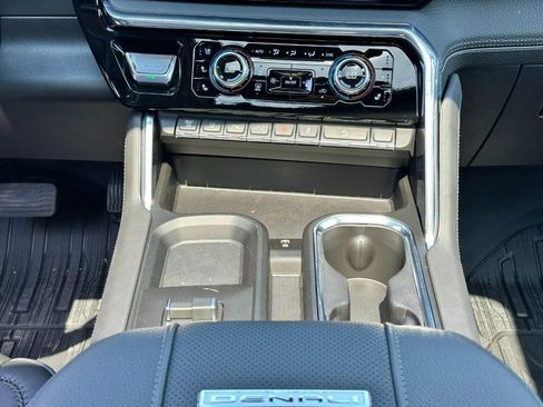 New 2026 GMC Sierra 2500 Denali w/ Denali Reserve Package AWD/4WD image 10