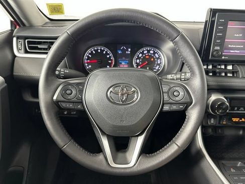 Certified 2022 Toyota RAV4 XLE w/ Convenience Package AWD/4WD image 6
