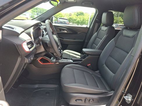Used 2023 Chevrolet TrailBlazer RS w/ Convenience Package AWD/4WD image 14