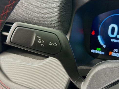 Used 2025 Ford Explorer ST AWD/4WD image 8