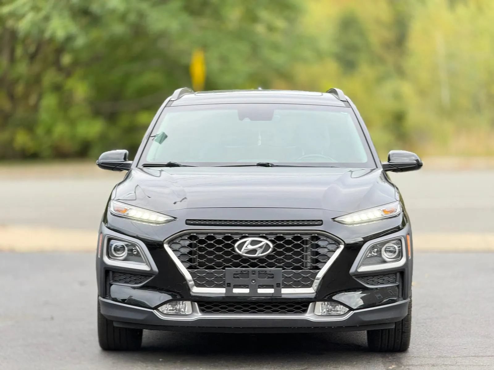 Used 2019 Hyundai Kona Limited AWD/4WD image 3