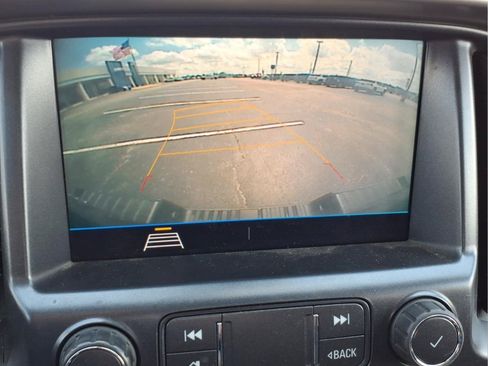 Used 2021 Chevrolet Colorado LT w/ Safety Package RWD image 23