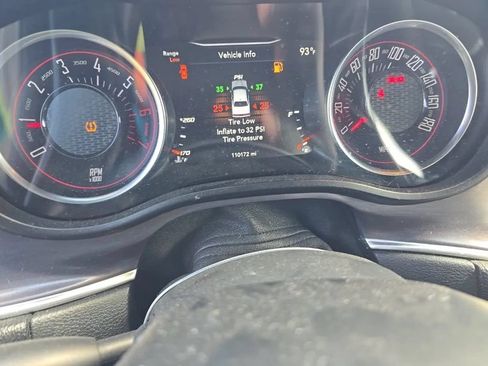 Used 2017 Dodge Challenger R/T Scat Pack RWD image 11