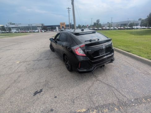Used 2018 Honda Civic Sport image 30