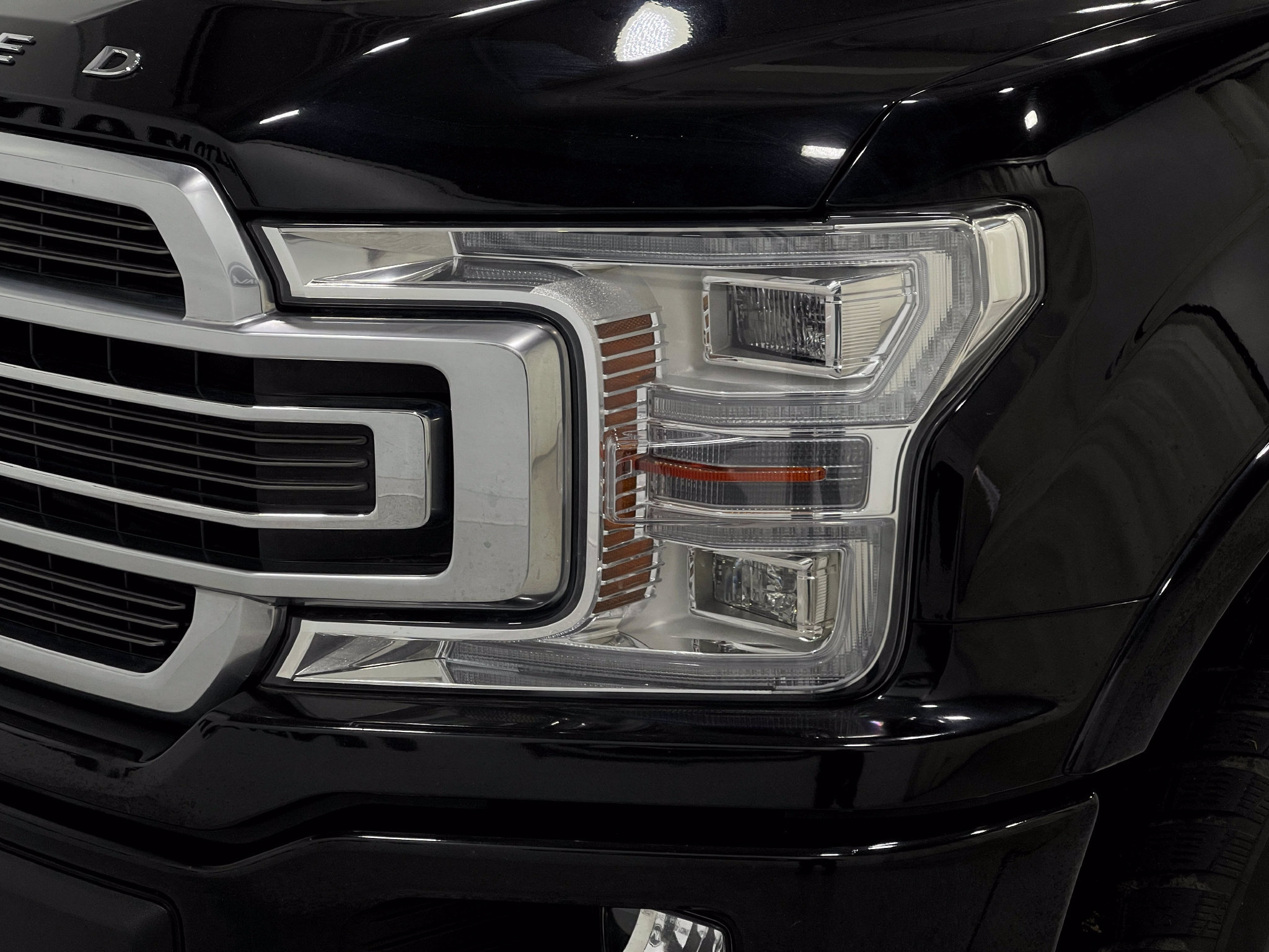 Used 2020 Ford F150 Limited AWD/4WD image 33