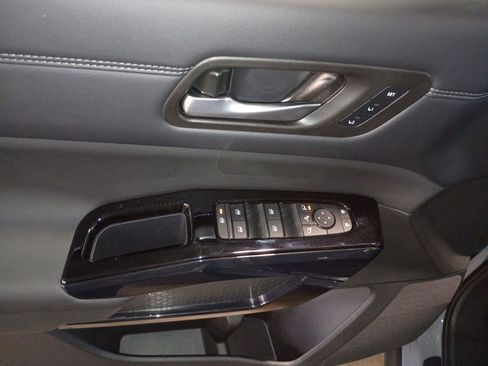 New 2026 Nissan Pathfinder Platinum w/ Cargo Package image 13