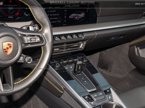 Used 2023 Porsche 911 Targa 4S w/ Premium Package image 21