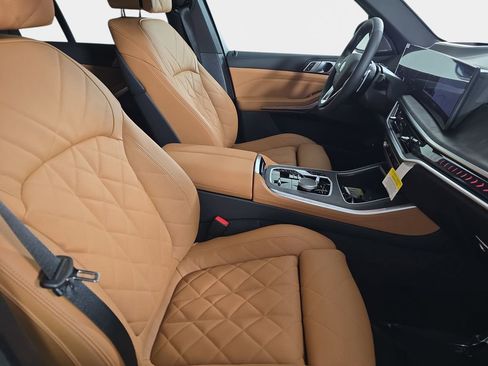 New 2026 BMW X5 xDrive50e AWD/4WD image 9