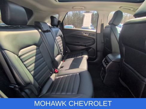 Used 2020 Ford Edge SEL w/ Cold Weather Package image 27