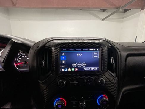 Used 2022 Chevrolet Silverado 1500 LT Trail Boss w/ LT Trail Boss Premium Package image 13