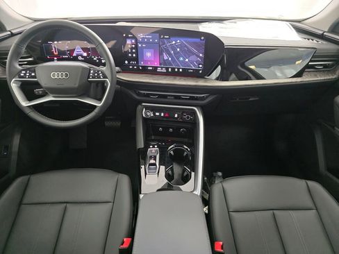 New 2025 Audi Q5 Premium image 16
