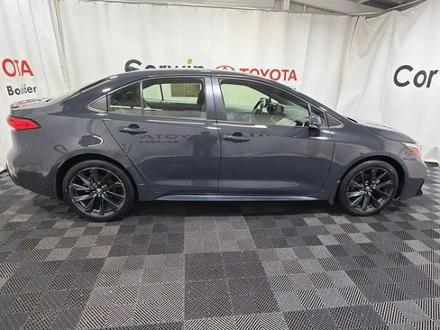 Used 2023 Toyota Corolla SE w/ SE Package FWD image 10