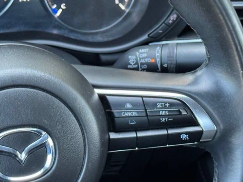 Used 2024 MAZDA MAZDA3 s FWD image 20