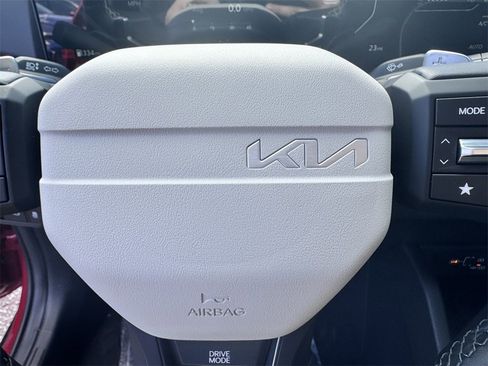 New 2025 Kia K4 GT-Line image 16
