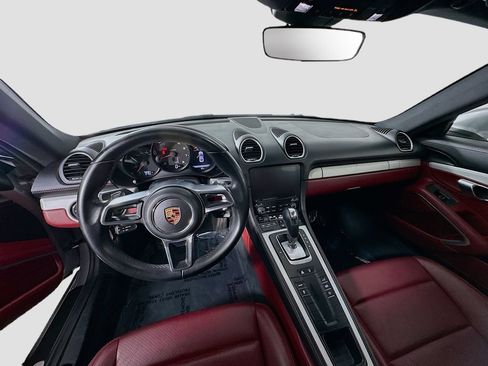Used 2019 Porsche 718 Cayman RWD image 19