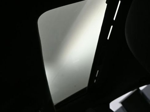 Used 2022 Maserati Ghibli Modena image 19