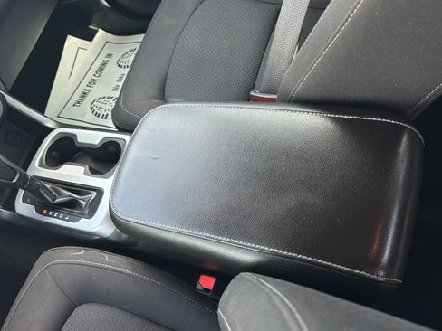 Used 2017 Chevrolet Colorado LT w/ LT Convenience Package RWD image 26