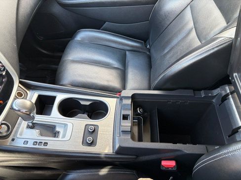 Used 2018 Nissan Murano Platinum AWD/4WD image 19