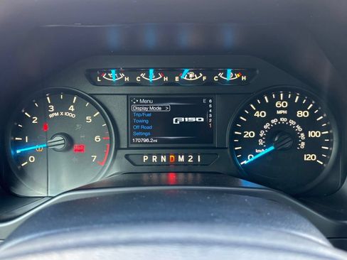 Used 2017 Ford F150 XL w/ Equipment Group 101A Mid AWD/4WD image 29