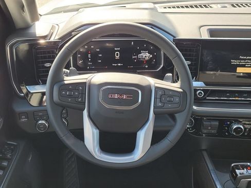 New 2026 GMC Sierra 1500 SLT w/ SLT Premium Package AWD/4WD image 9