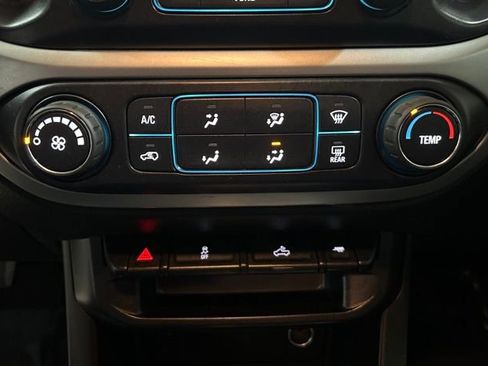 Used 2015 Chevrolet Colorado LT w/ LT Convenience Package image 34