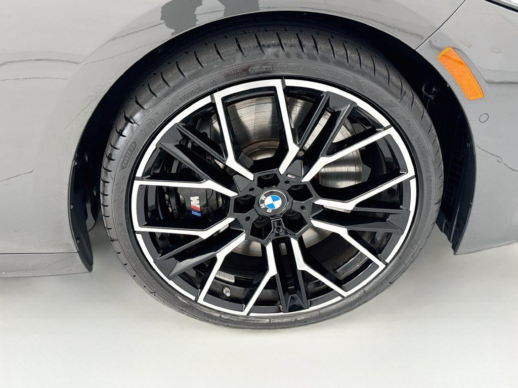 Certified 2026 BMW 840i xDrive AWD/4WD image 31