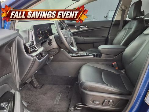 Used 2024 Kia Sportage EX FWD image 10