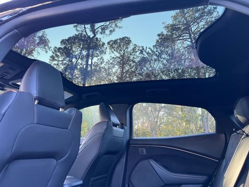 Used 2023 Ford Mustang Mach-E GT image 25