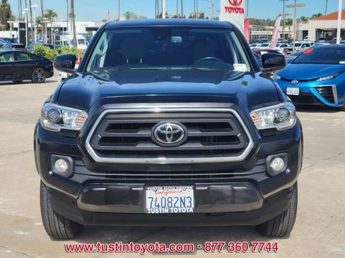 Certified 2022 Toyota Tacoma SR5 image 8