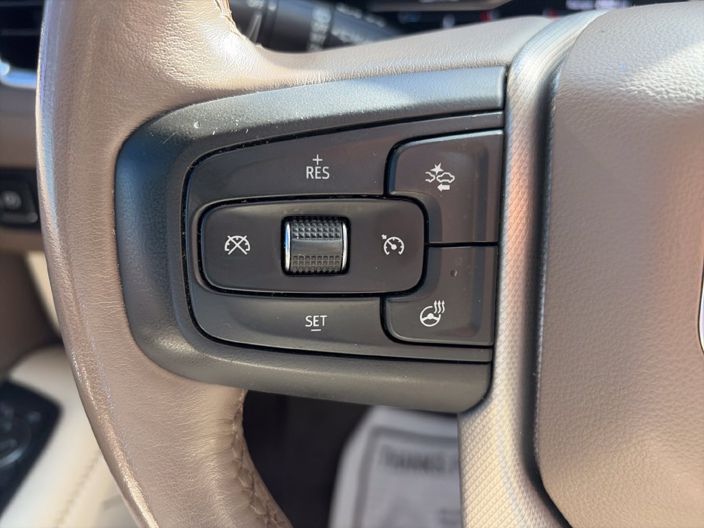 Used 2022 GMC Yukon Denali w/ Denali Ultimate Package AWD/4WD image 17